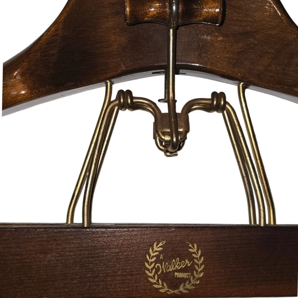 Vintage WALKER PRODUCTS SETWELL wood suit‎ clothes hanger 14k plated made in USA